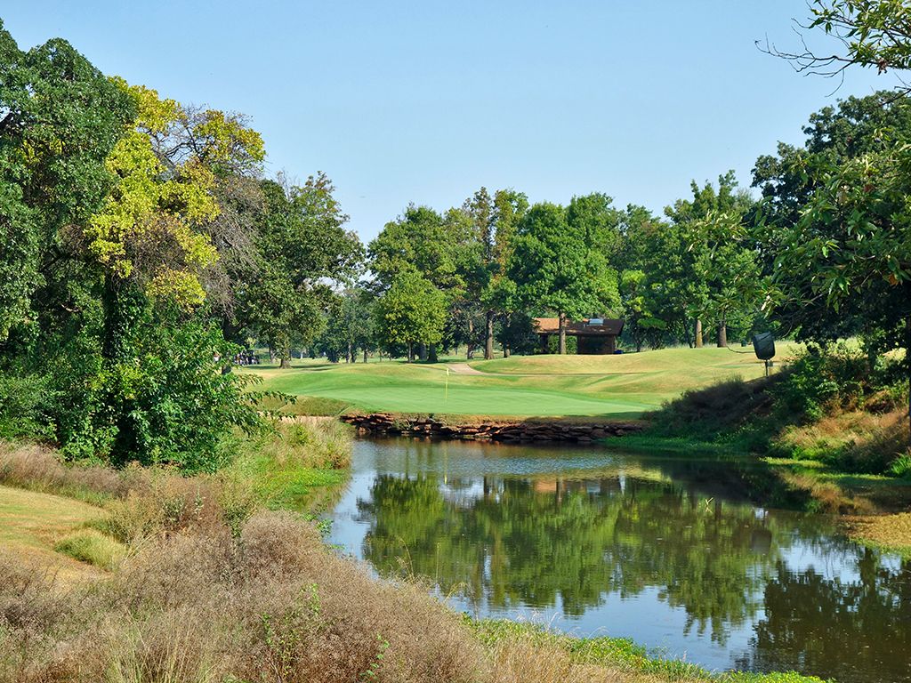 Oak Tree National